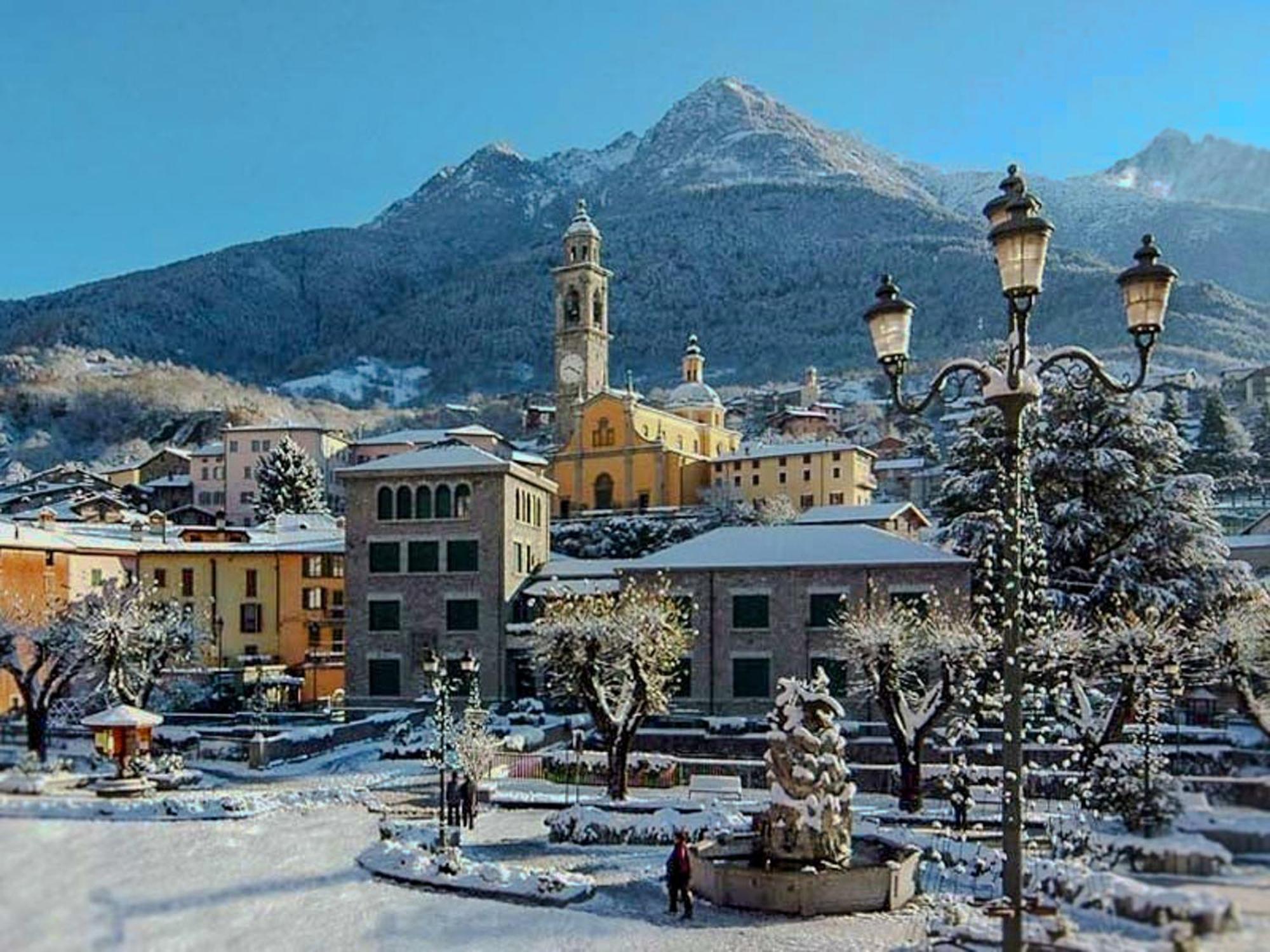 Appartamenti Edolo - A 20 Minuti Da Ponte Di Legno E Aprica Exteriör bild